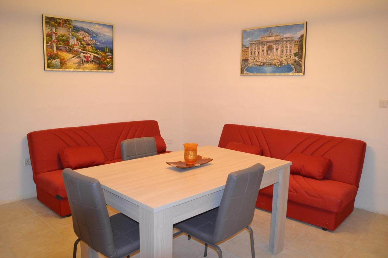 La Luna Town House Sliema Esterno foto