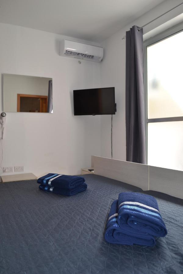 La Luna Town House Sliema Esterno foto